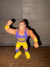 HASBRO WWF KONA CRUSH SERIES 7 WRESTLING ACTION FIGURE WWE FREE SHIP L