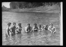 Photo:In the game of learning to swim the buck goes after the clam