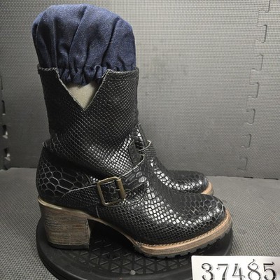 Freebird Carlito Boots Womens Size 9 Black Snakeskin Biker Ankle Booties Zip