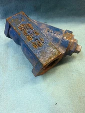 TITAN FCI 1 1/2" YSI2 CAST IRON Y STRAINER