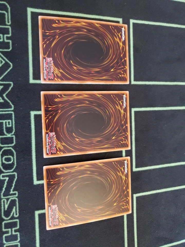 Yugioh Super Quantum Green Layer 3x Playset NM - Image 4 of 4