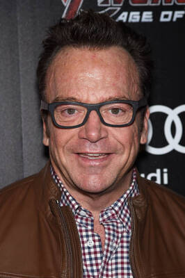 Tom Arnold at The Cinema Society & Audi screening of Marvel's Aven - Old Photo 3
