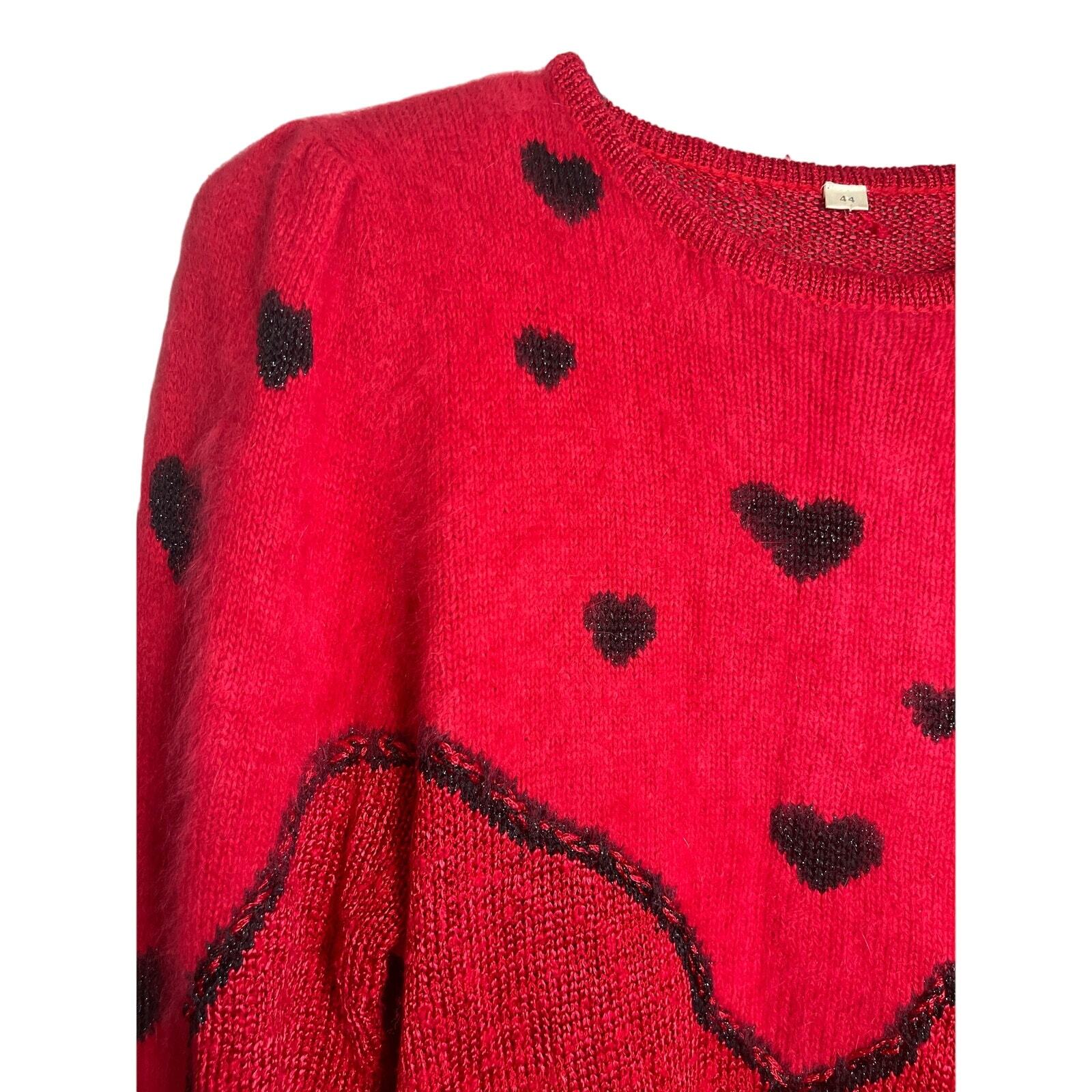 Red Black Heart Pattern Soft Pullover Shoulder Pa… - image 3