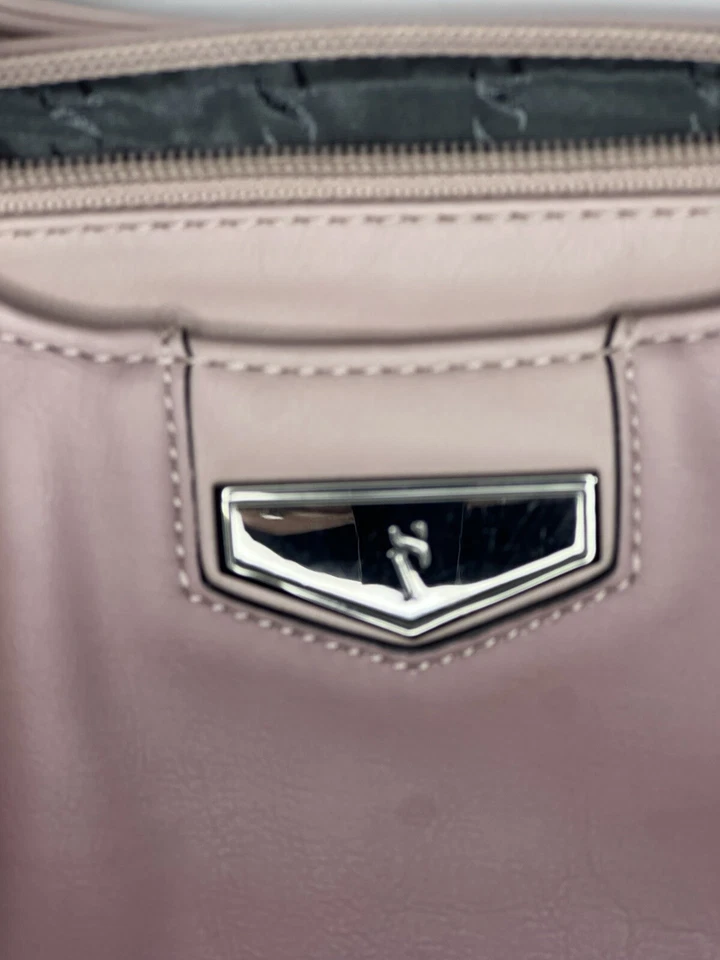 Bandolera/bolso de mano Vera Wang Simply Vera Buena en estuco oscuro Foto 4 de 4