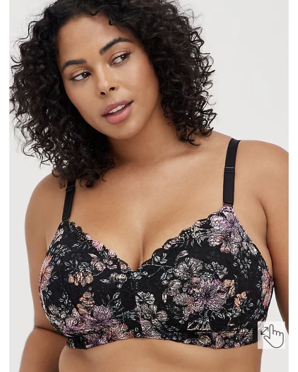 TORRID Lightly Lined 42DDD 💖 Wire Free Lace Floral Bra 360 Back Smoothing  Plus