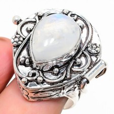 Natural Rainbow Moonstone Gemstone 925 Sterling Silver Ring Size 8 q684