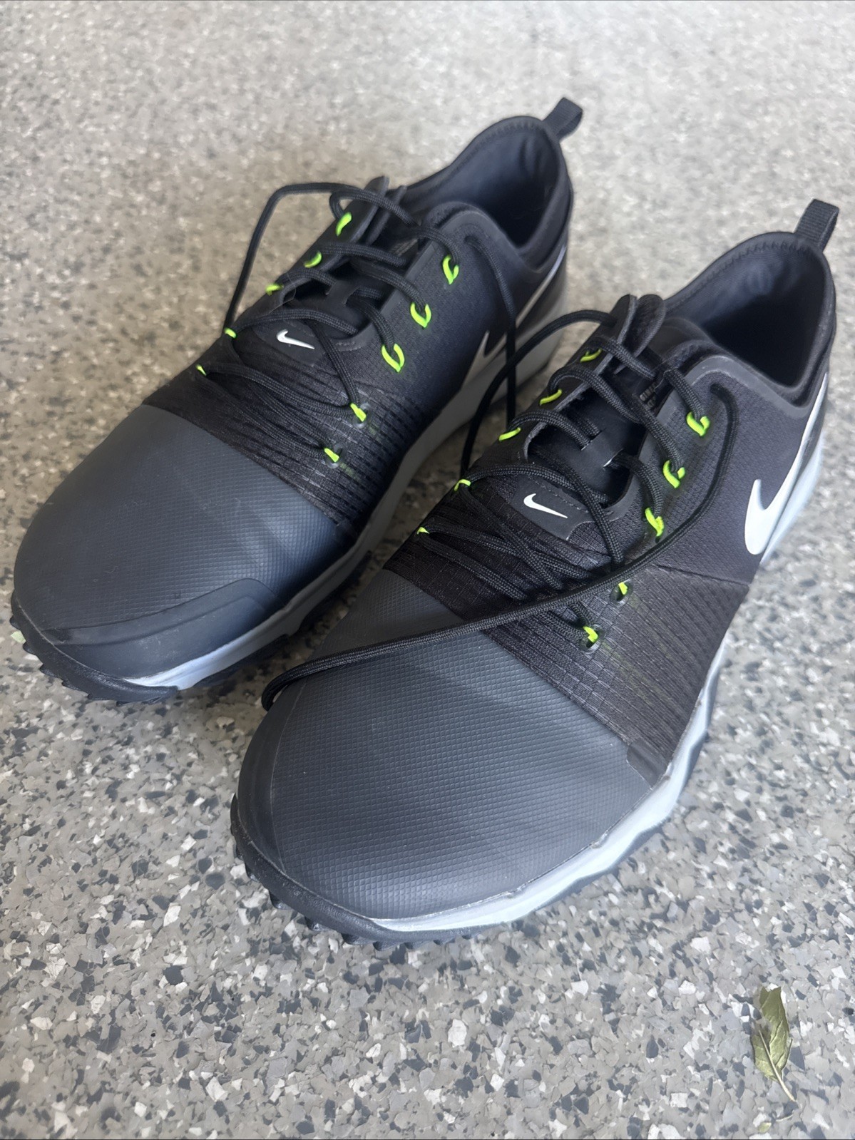 Black Anthracite Volt Mens Sz 9.5w