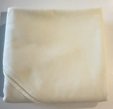 Vintage PERFECT Butter Yellow Riegel Banquet Round Tablecloth 82” High Quality