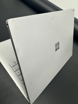 Microsoft Surface Book 13.5 inch (128GB, Intel Core i5 6th Gen