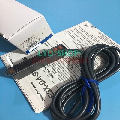 1PCS new for photoelectric switch E3X-DAC51-S color digital optical fiber sensor