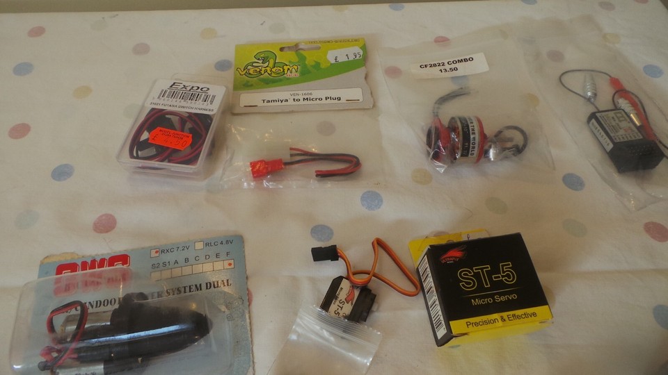 JOB LOT R/C AIRCRAFT PARTS ELECTRIC MOTORS SERVOS GWS VENOM ETC eBay