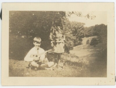 Vintage Photo Countryside Siblings Ukulele Guitar Hillside Trees Beautiful 1930s