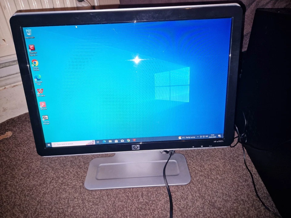 HP COMPUTER / GAMING PC BUNDLE - INTEL i5 3.2 GHZ, 12GB DDR4 & 19" MONITOR - Image 4 of 4