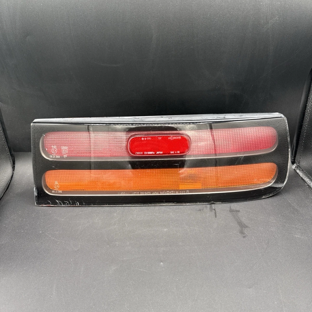 1990-1996 Nissan 300ZX Z32 DRIVER RIGHT REAR TAIL LIGHT ASSEMBLY