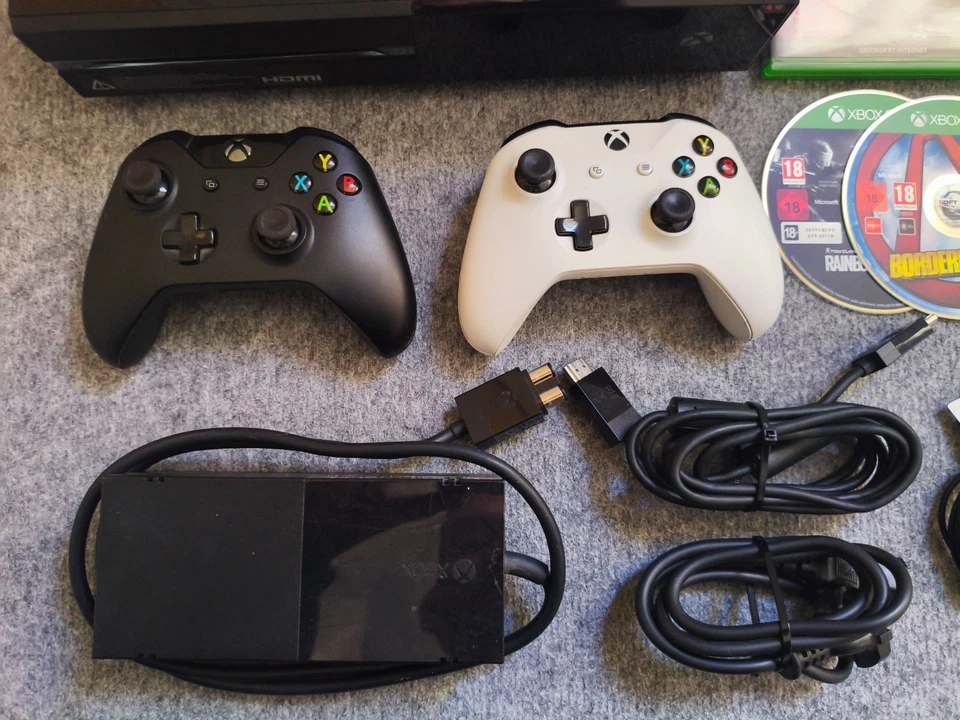 Microsoft Xbox One 500GB | mit 2 Controller & 4 Spiele | ab 18 - Bild 2 von 4
