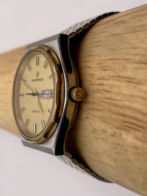 Hamilton Quartz Men's Watch Two Tone WR 907880 New Battery | eBay