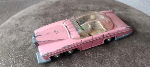 Vintage Dinky Toys 100 Lady Penelope's Fab 1 Thunderbird Diecast Car