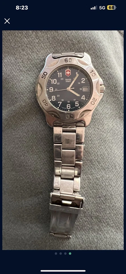 Swiss army brand watch, Swiss made water resistant to 330 feet - Image 3 of 4