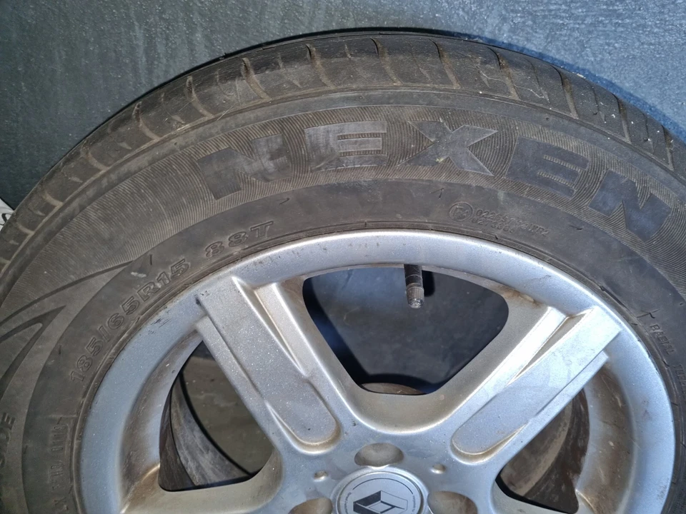 sommerreifen mit alufelgen Renault 185/65R15 - Bild 4 von 4