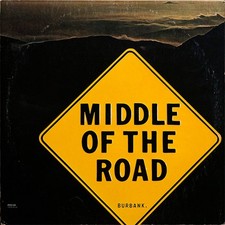 Various - Middle Of The Road (2xLP) (Near Mint (NM or M-)) - 4407605703