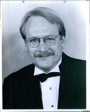 1990 Actor Comedian Martin Mull Host Fernwood 2 Night Clue Celebrity 8X10 Photo