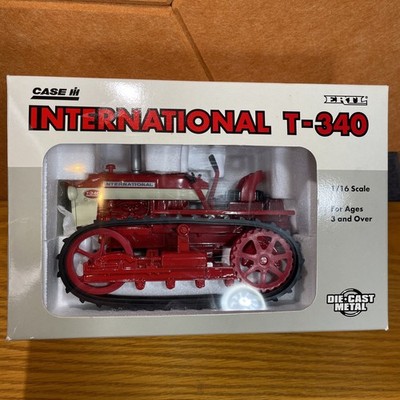 Case International T 340 Crawler Tractor Die Cast Metal 1/16 Scale Ertl 1996