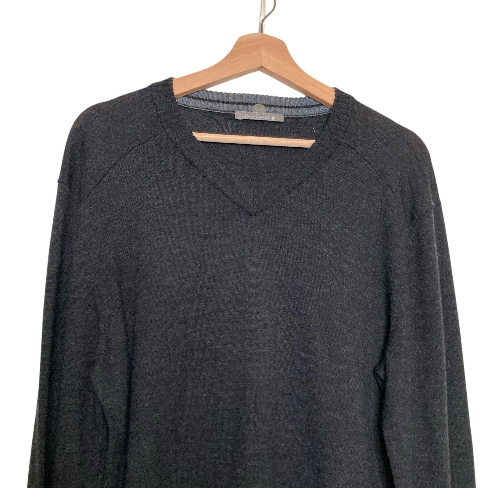 smartwool merino wool v-neck long sleeve pullover sweater
