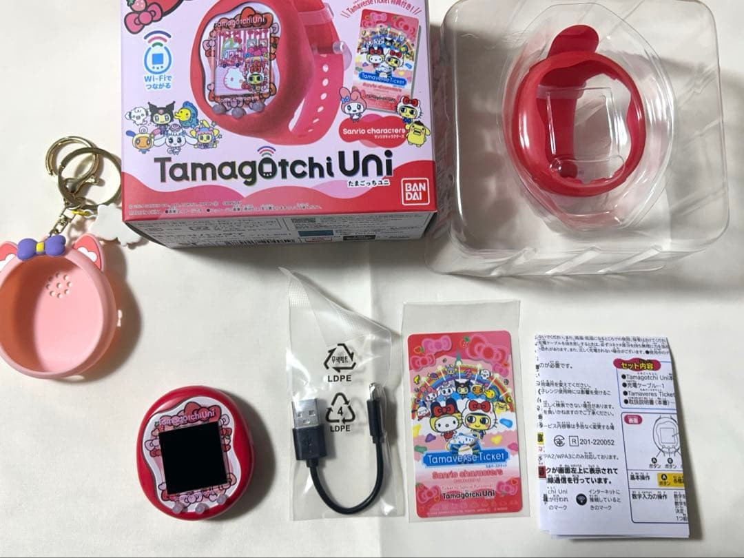 Bandai Tamagotchi Uni Hello Kitty Sanrio Pink 2024 Limited Japan Excellent