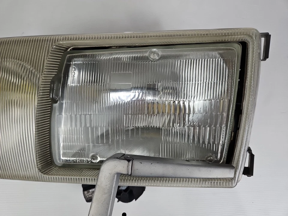 Faro antiniebla izquierdo conductor 86-91 mercedes w126 350sdl 300se 560sel Foto 3 de 4