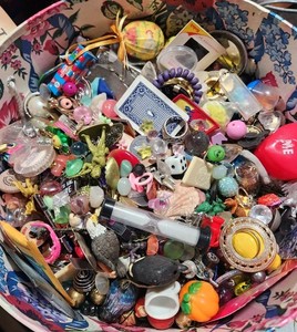 Trinkets & Tinkers Lot Of 50