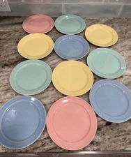 LuRay Pastels Midcentury 6.5in Dessert/Salad Plates Set Of 11 Vintage
