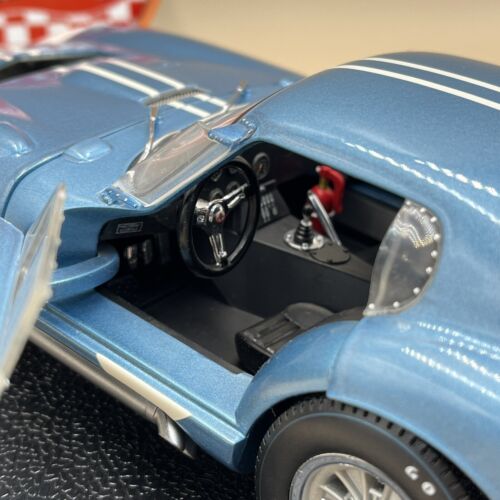 Exoto 1/18 Shelby Cobra Daytona Coupe #6 Blue 1964 ChrisAmon Le Mans RLG18002 - Picture 14 of 23
