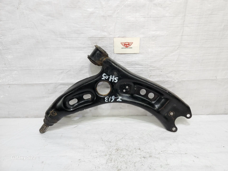 Brazo de control inferior delantero derecho Volkswagen Tiguan 2010-2017 tracción delantera OEM Foto 2 de 4