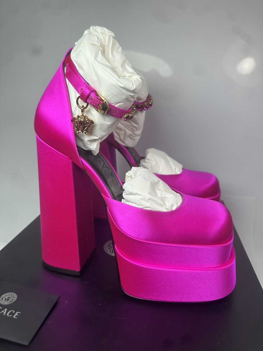 Donatella Versace Fall New Versace Shoes 2021 Versace By Donatella