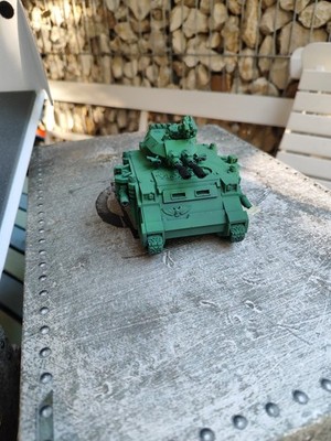 Warhammer 40k Space Marines Predator Gebraucht Bemalt