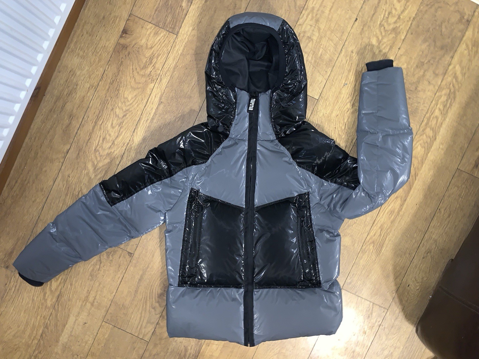 Trapstar Irongate T 2-Tone Puffer Black