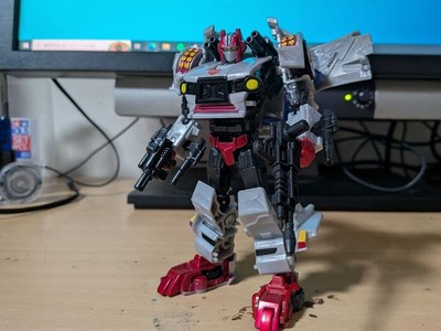 Transformers Generation Crosscut Actionfigur mit Waffe gebraucht
