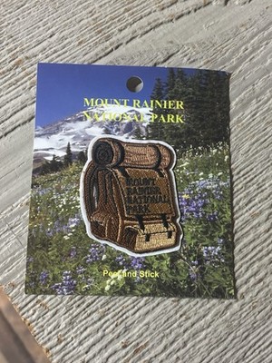 Rare Mount Rainier Travel Souvenir 3  Iron On Patch Hat Vtg Hiking National Park