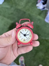 Kikkerland Mini Alarm Clock Keychain Retro, 2-Bells Clip Keyring