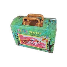 Children's Vintage Schylling Madeline Tea Set 1998 In Wicker Picnic Case RARE