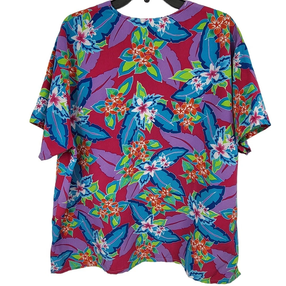 Blusa Médica Vintage XL Brillante Hawaiana Estampado Floral Poliéster Bolsillos Sedoso Cuello en V Foto 4 de 4
