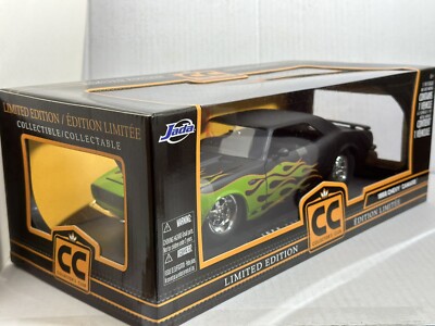 ミニカー JADA TOYS 1/18 1968 CHEVY CAMARO Jada LoPro Collectible 1968 Z28 Chevy Camaro Tricked Out '68