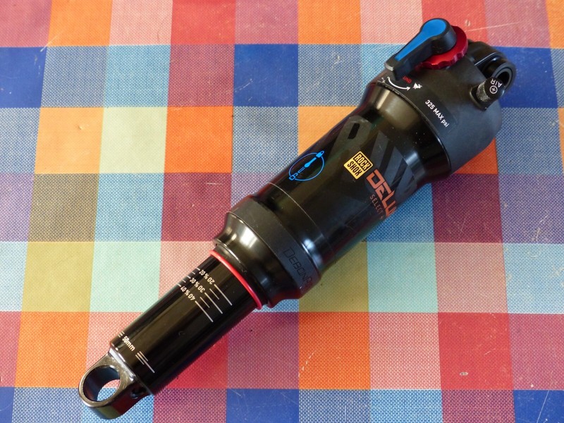 Rockshox Deluxe Select+ (Model ID: RS-DLX-SELP-B2) 210x50mm air shock Black