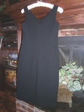 Jones NY Black Sleeveless V neck DRESS~34" bust~Size 2 Petite~Lined~Back zip~2P