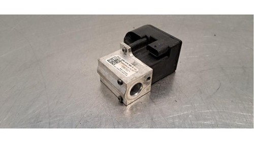 Ausgleichventil Airco Porsche Taycan Sport Turismo (Y1C) 4M0816682E P23453781