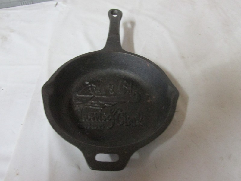 Vintage Ash Tray Lewis & Clark Skillet