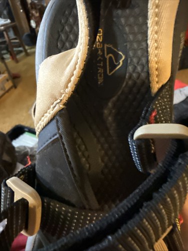 Men's Ozark Trail Outdoor Equipment Active Hiking Fishing Black/Tan Sandals - Picture 19 of 24