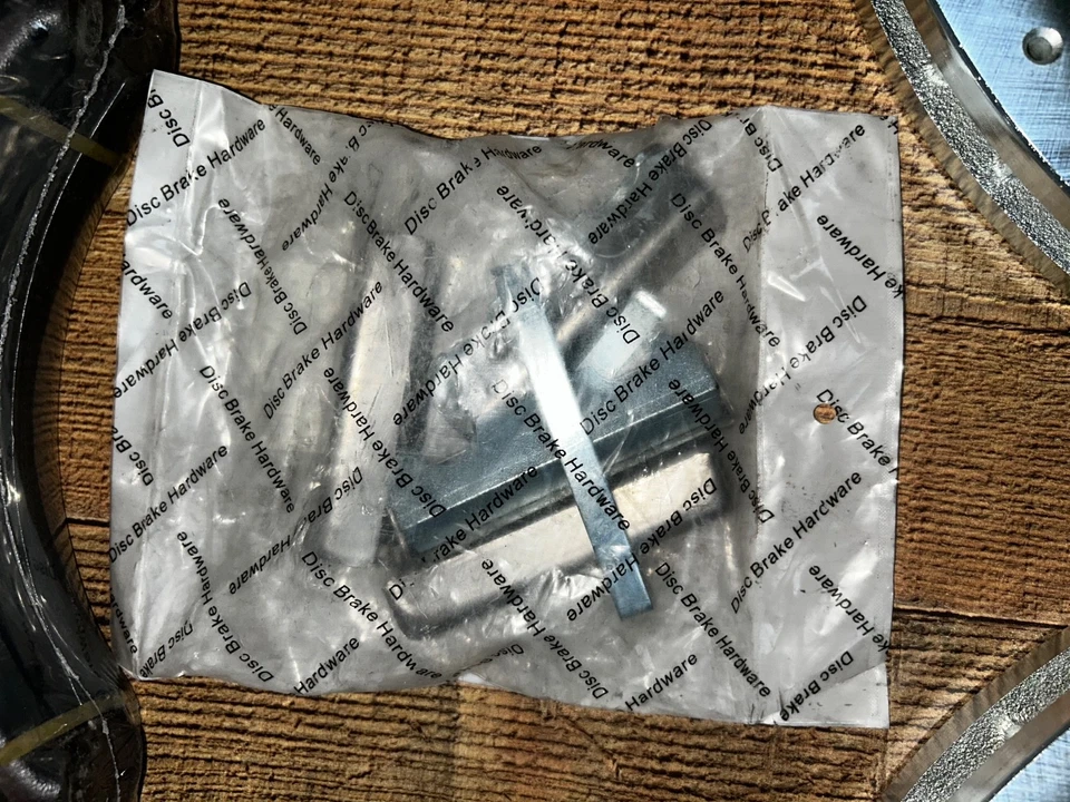 Rotores de freno de disco trasero + pastillas para Chevrolet P30 1997-1999 1999-2005 Workhorse P32 Foto 4 de 4