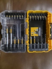 DEWALT MAXFIT ULTRA Steel Drill & Driving Bit Set with Angle Attachment - 25 PC