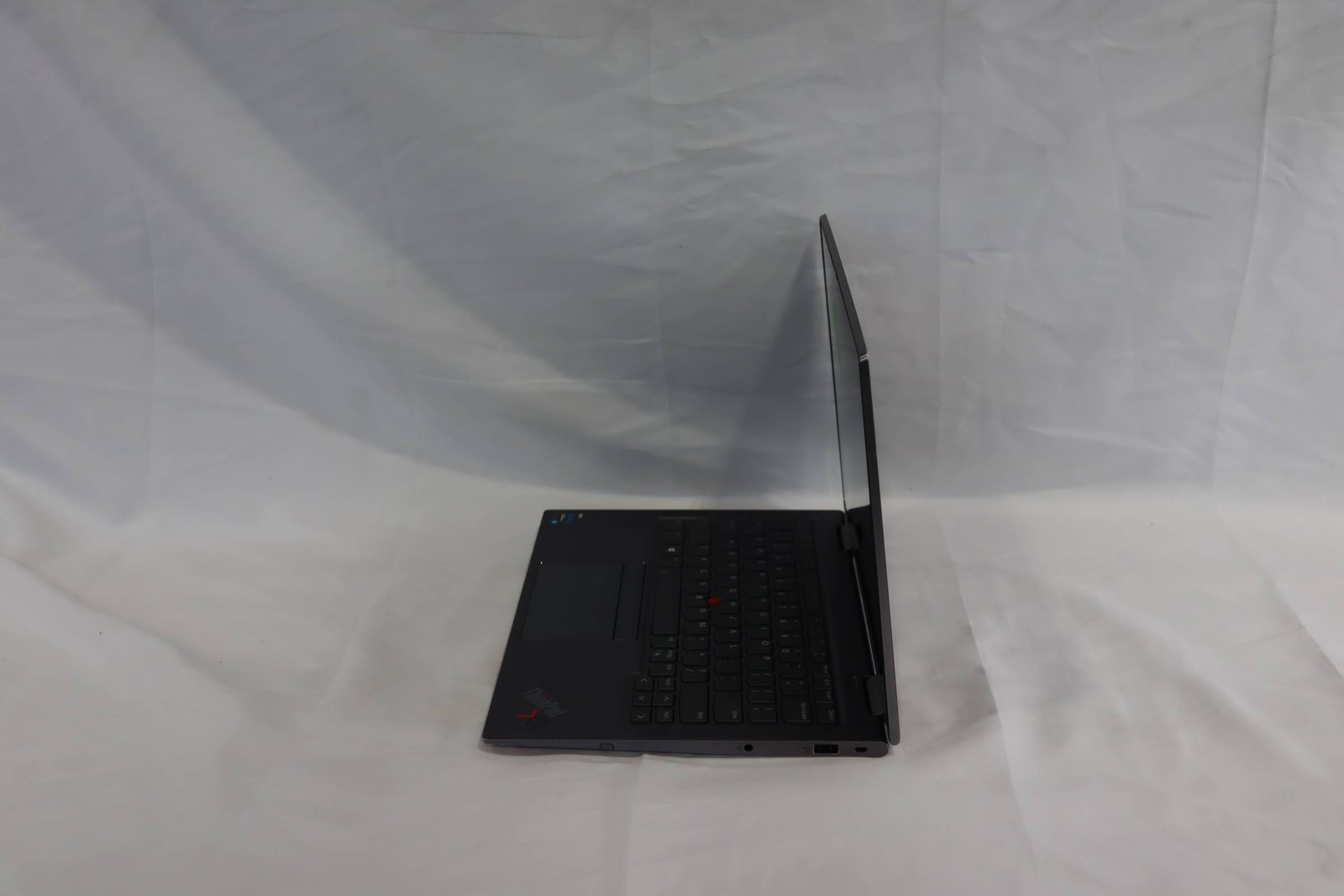 Lenovo Thinkpad X1 Yoga Gen 6, 14-Inch Laptop, with Core I7-1185G7 3.00 Ghz, Windows 11 Home